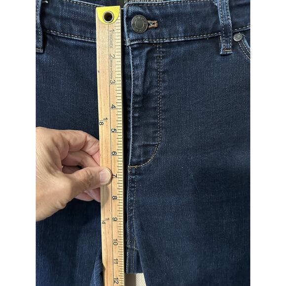 Talbots Flawless 5 Pocket Jean Women's Size 14P Curvy Straight Dark Wash Preppy - Picture 11 of 16